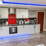 Meridian Serviced شقة